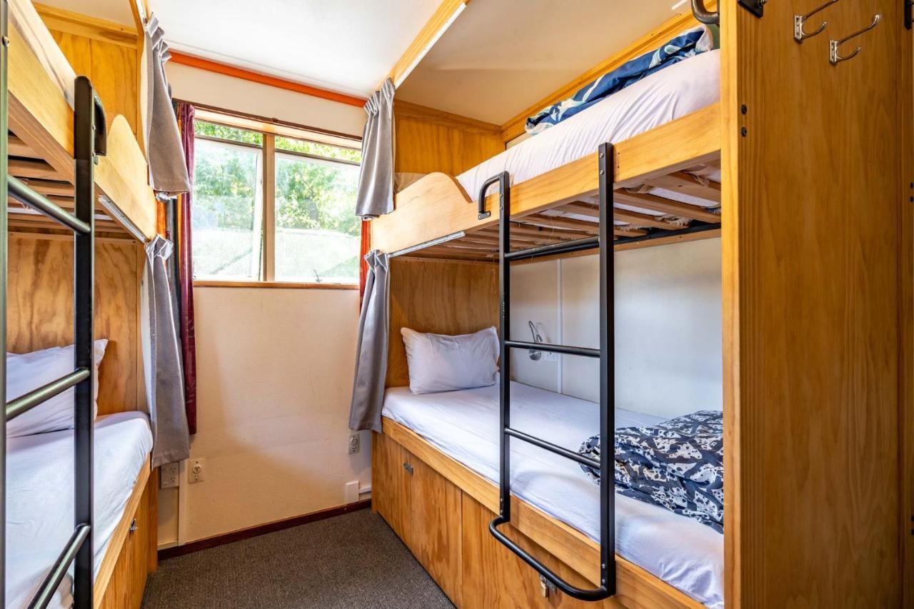 เดอะ เฟลมมิ่ง กีวี แบ็คแพ๊คเกอร์ Hostel ควีนส์ทาวน์ ภายนอก รูปภาพ