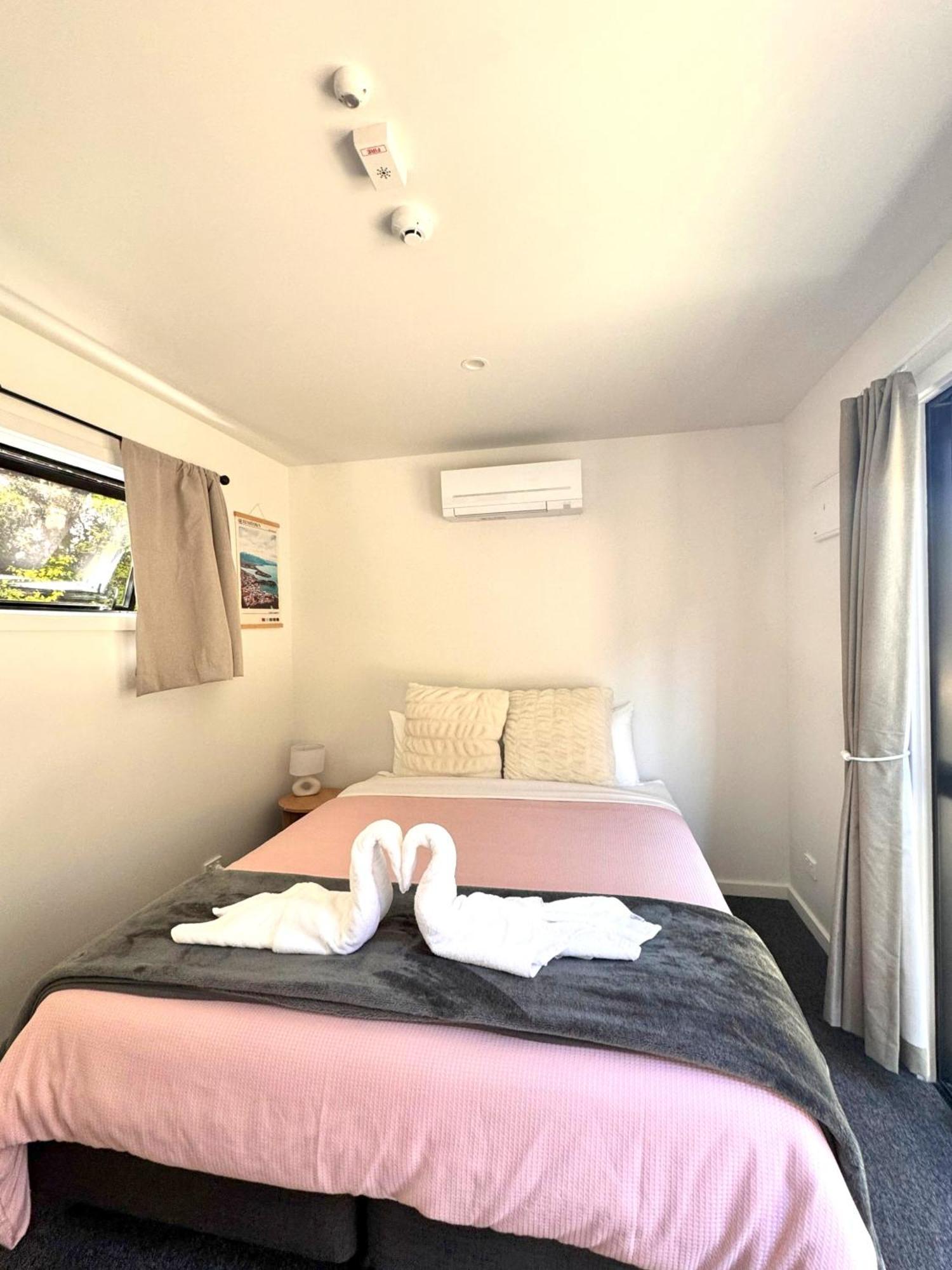 เดอะ เฟลมมิ่ง กีวี แบ็คแพ๊คเกอร์ Hostel ควีนส์ทาวน์ ภายนอก รูปภาพ